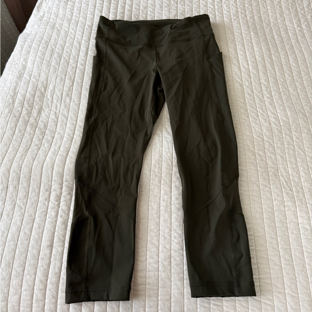 Like new lululemon pace rival crop dark green leggings 6 - Picture 1 of 5